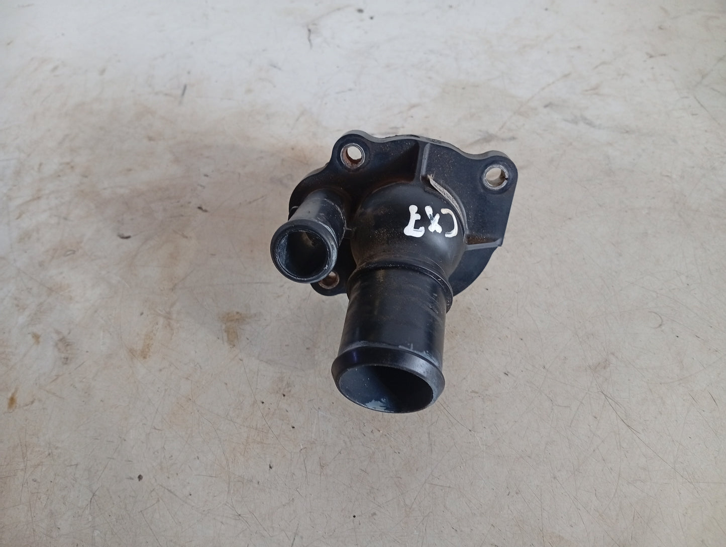 Toma De Agua Plastica Termostato Mazda CX7