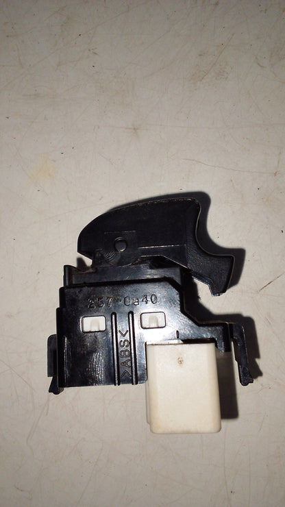 Mando Eleva Vidrio Toyota Tacoma 2 Puertas 2004 2008