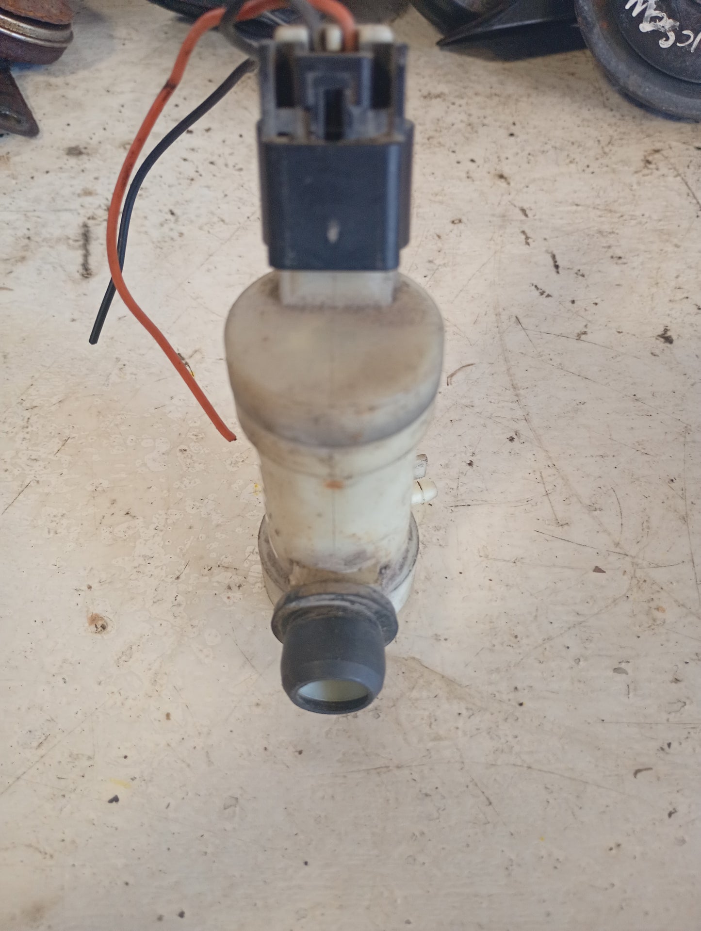 Bomba Limpia Parabrisas Chevrolet Malibu 2008 2012