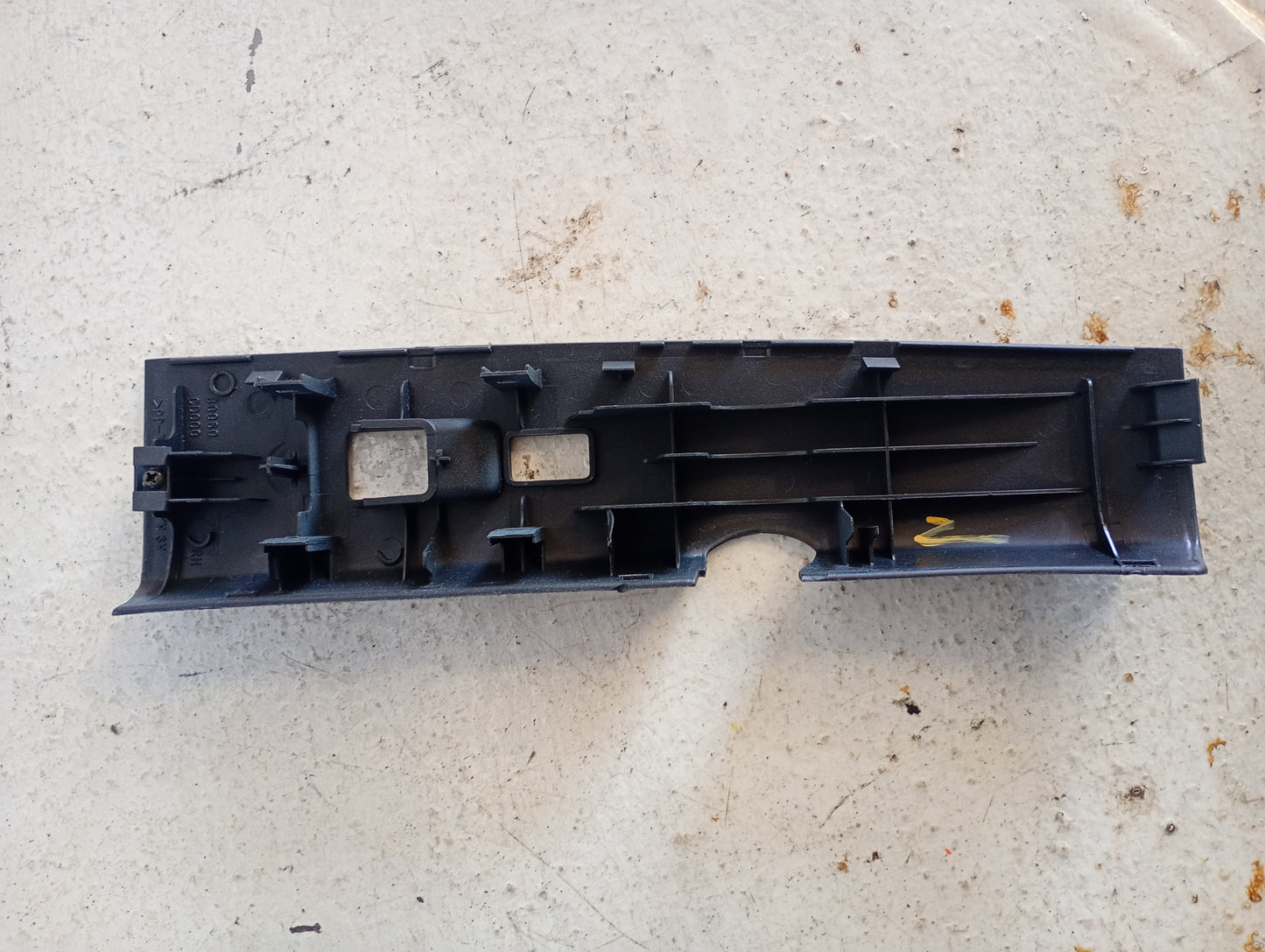 Embellecedor Mando Co-Piloto Eleva Vidrio Nissan 350Z