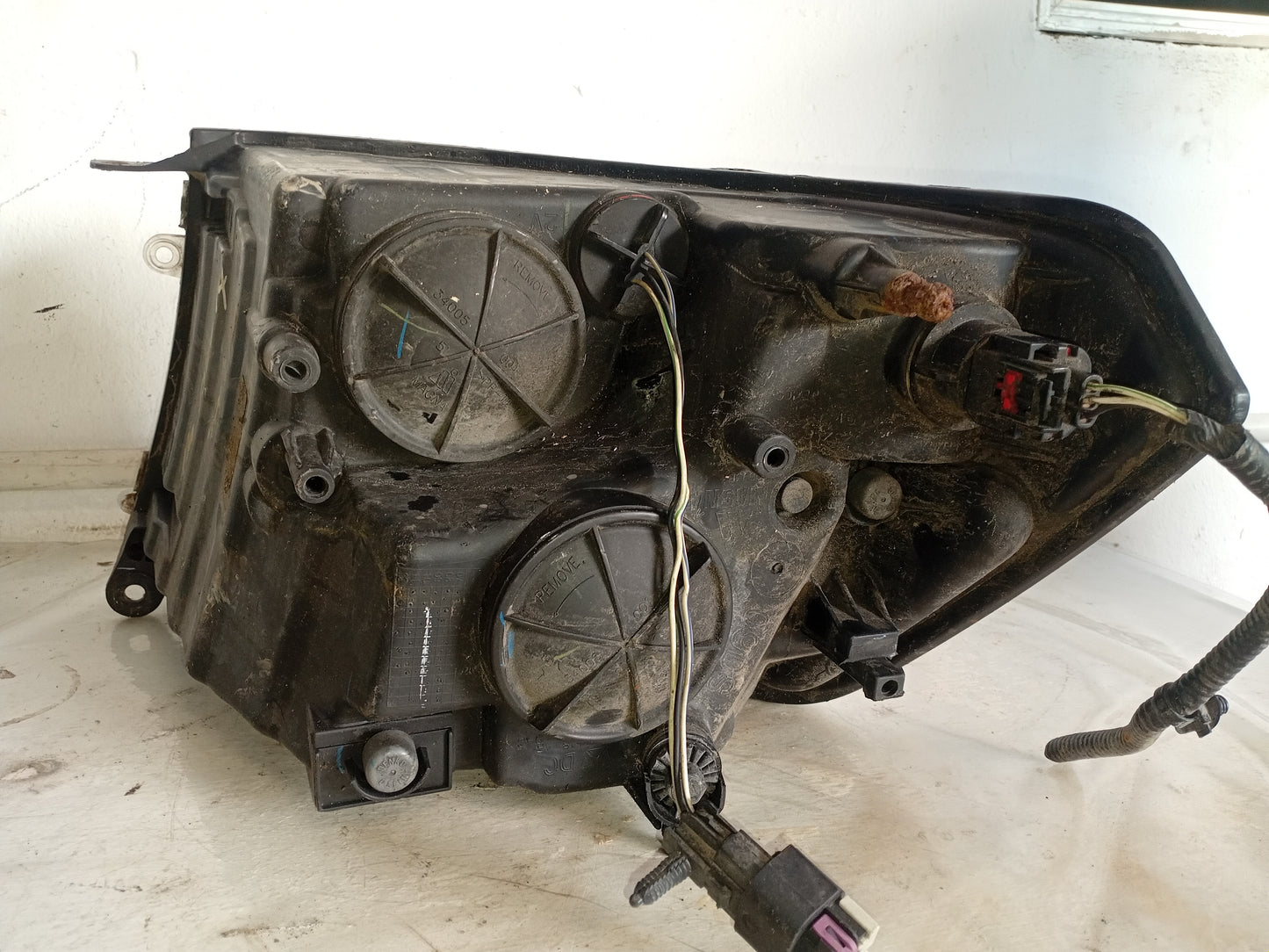 Faro Dodge Ram 1500 2014 2023