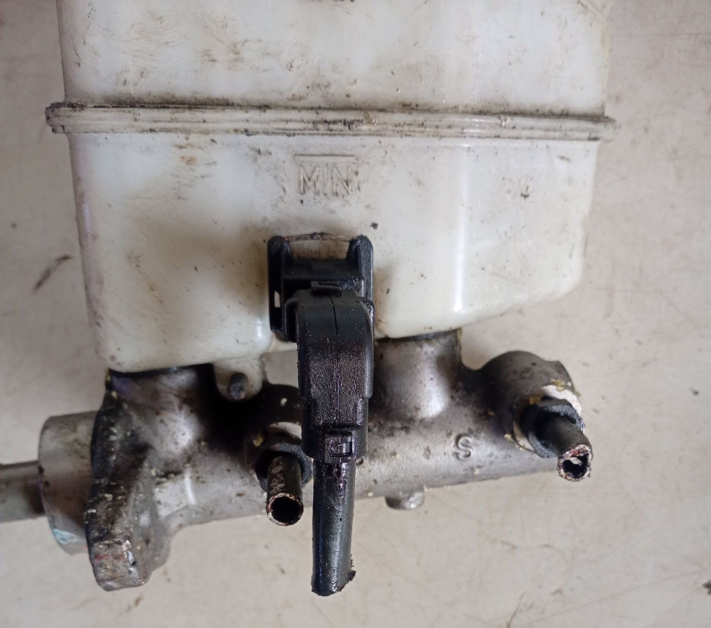 Bomba De Freno Hyundai Tucson Sportage Original