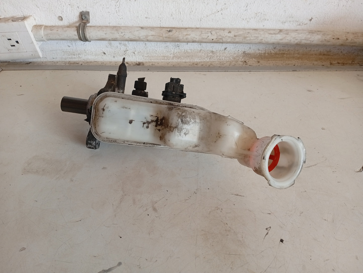 Bomba Freno Kia Rio 2012