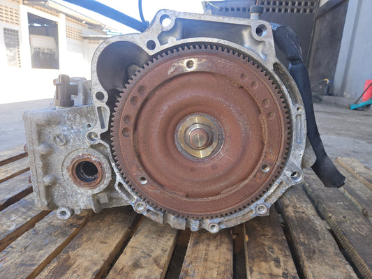 Caja Hyundai Accent 1.6L