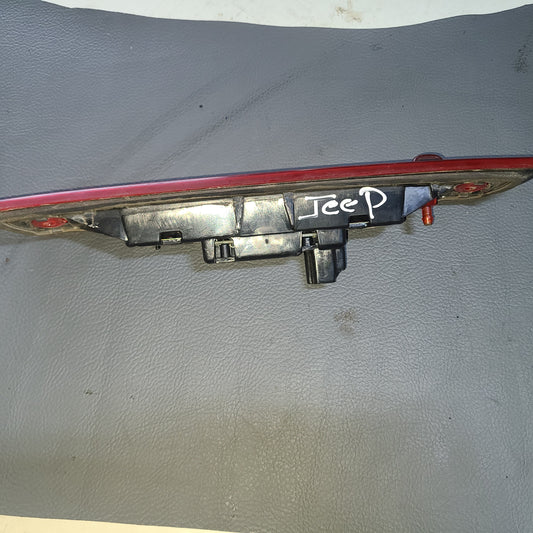 Stop Compuerta Jeep Cherokee 4.7 Laredo