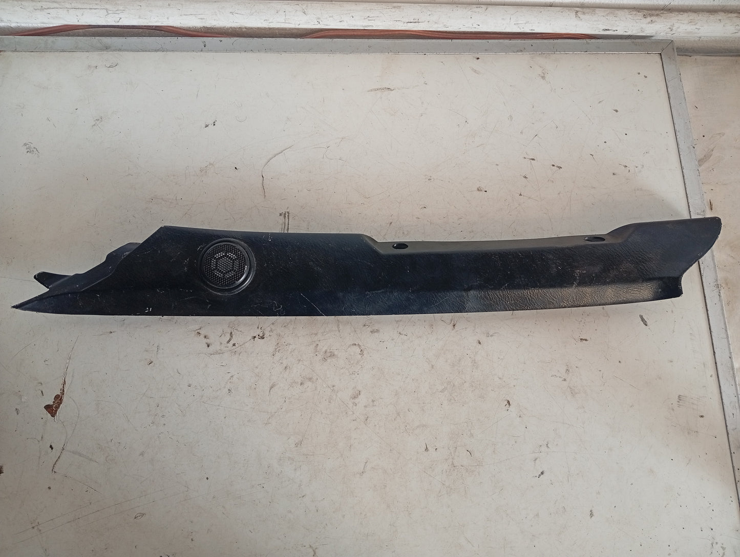 Moldura Interna Paral Parabrisa Delantero Nissan Sentra B14