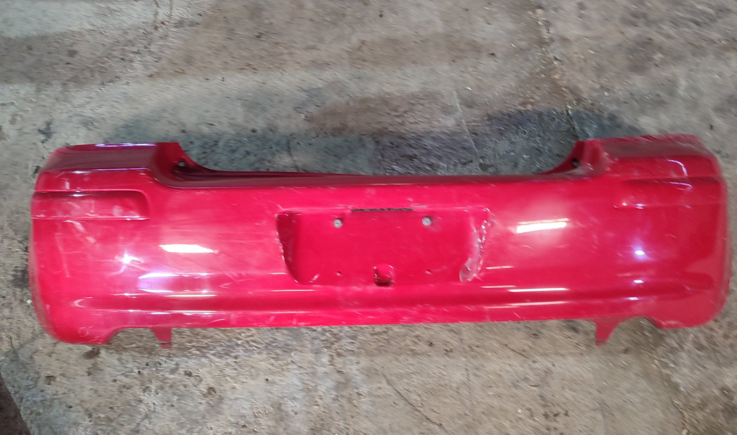 Parachoque Trasero Toyota Yaris 2005