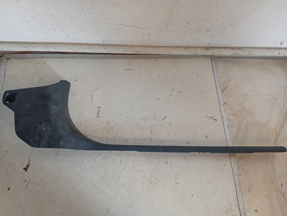 Estribo Inferior Nissan Tiida