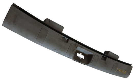 Moldura Inferior Maletero Cerradura Maleta Nissan Xtrail 2004 2008