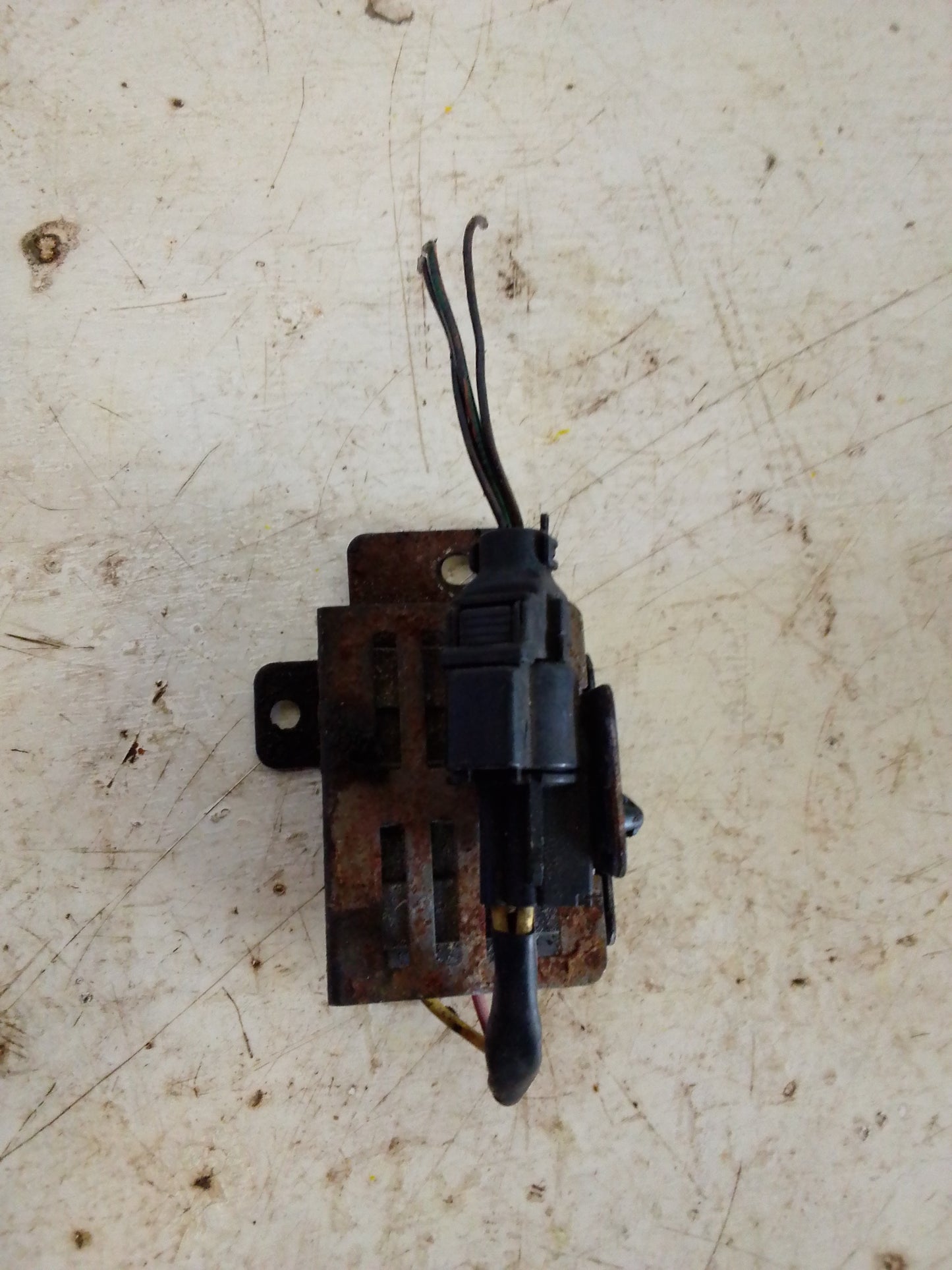 Regulador Voltaje Faros Hyundai Sonata