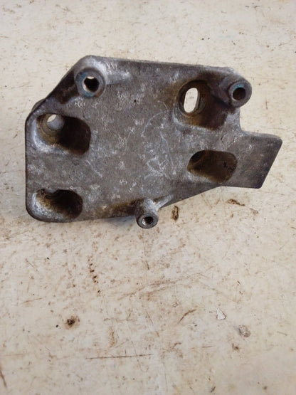 Soporte Bobina Encendido Volkswagen Jetta 2.0 2001 2005