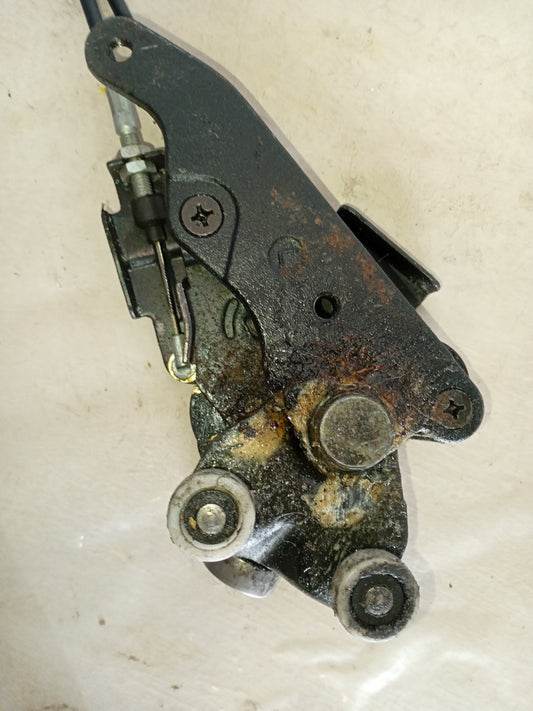 Bisagra Inferior Puerta Trasera Izq Honda Odyssey 2006 2010