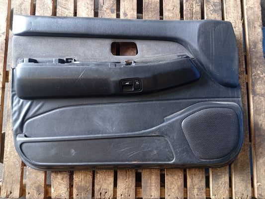 Tapa Puerta Nissan Pathfinder 2002 2004