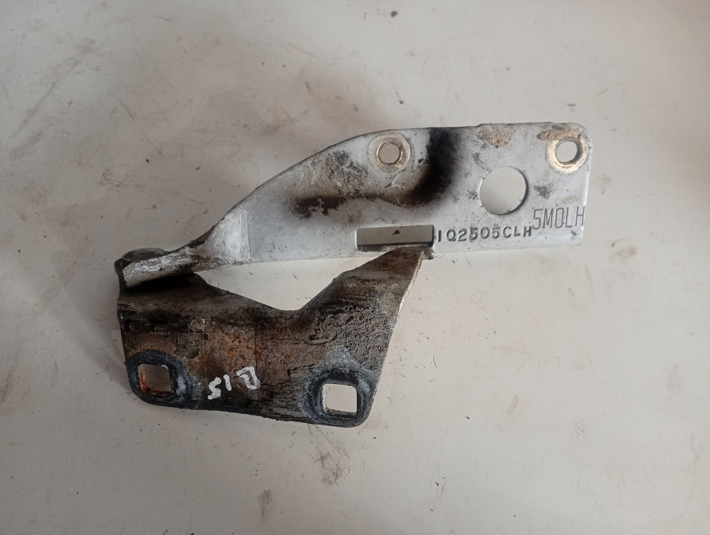Bisagra Capot Nissan Sentra B15