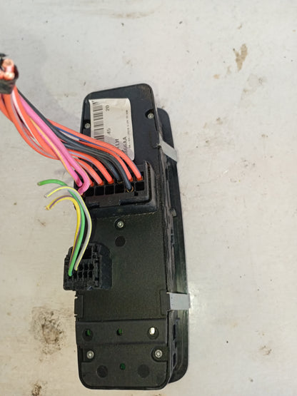 Mando Eleva Vidrio Dodge Ram 2014