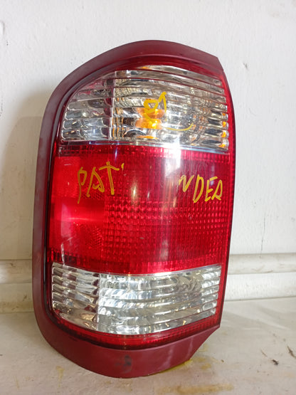Stop Nissan Pathfinder 1999 2004