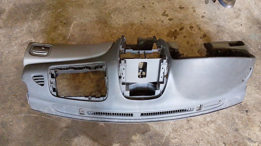 Tablero Central Nissan Sentra B15 2005