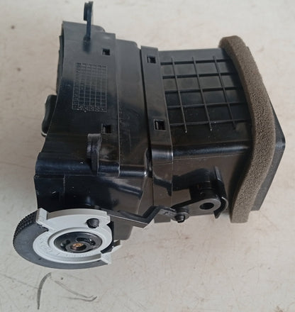 Rejilla Central Aire Hyundai Elantra 2003 2007