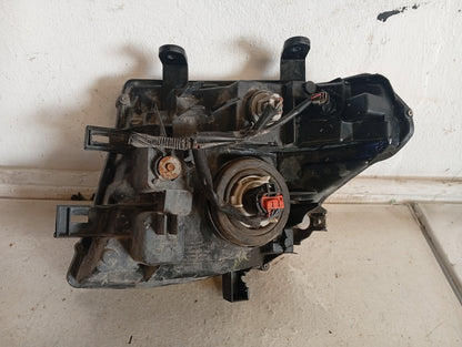 Faro Nissan Frontier 2005 2008