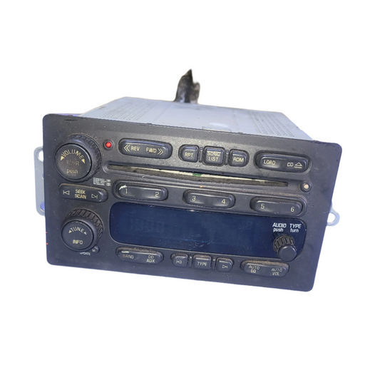 Radio Chevrolet Silverado GMC Sierra Tahoe 2005