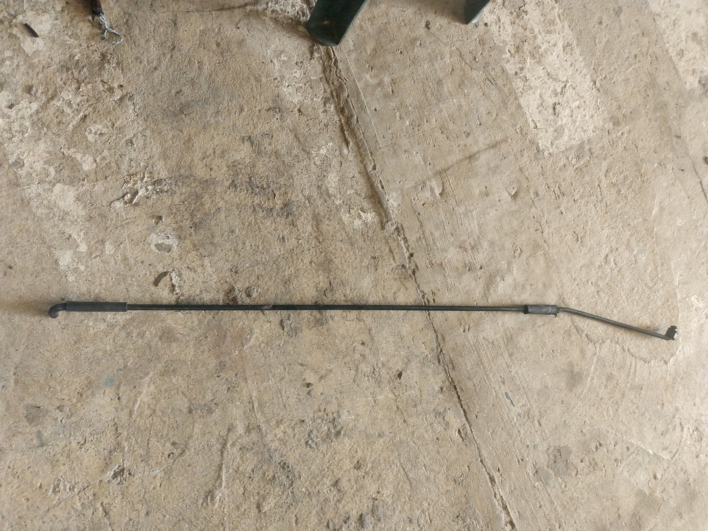 Varilla Capot Hyundai Elantra