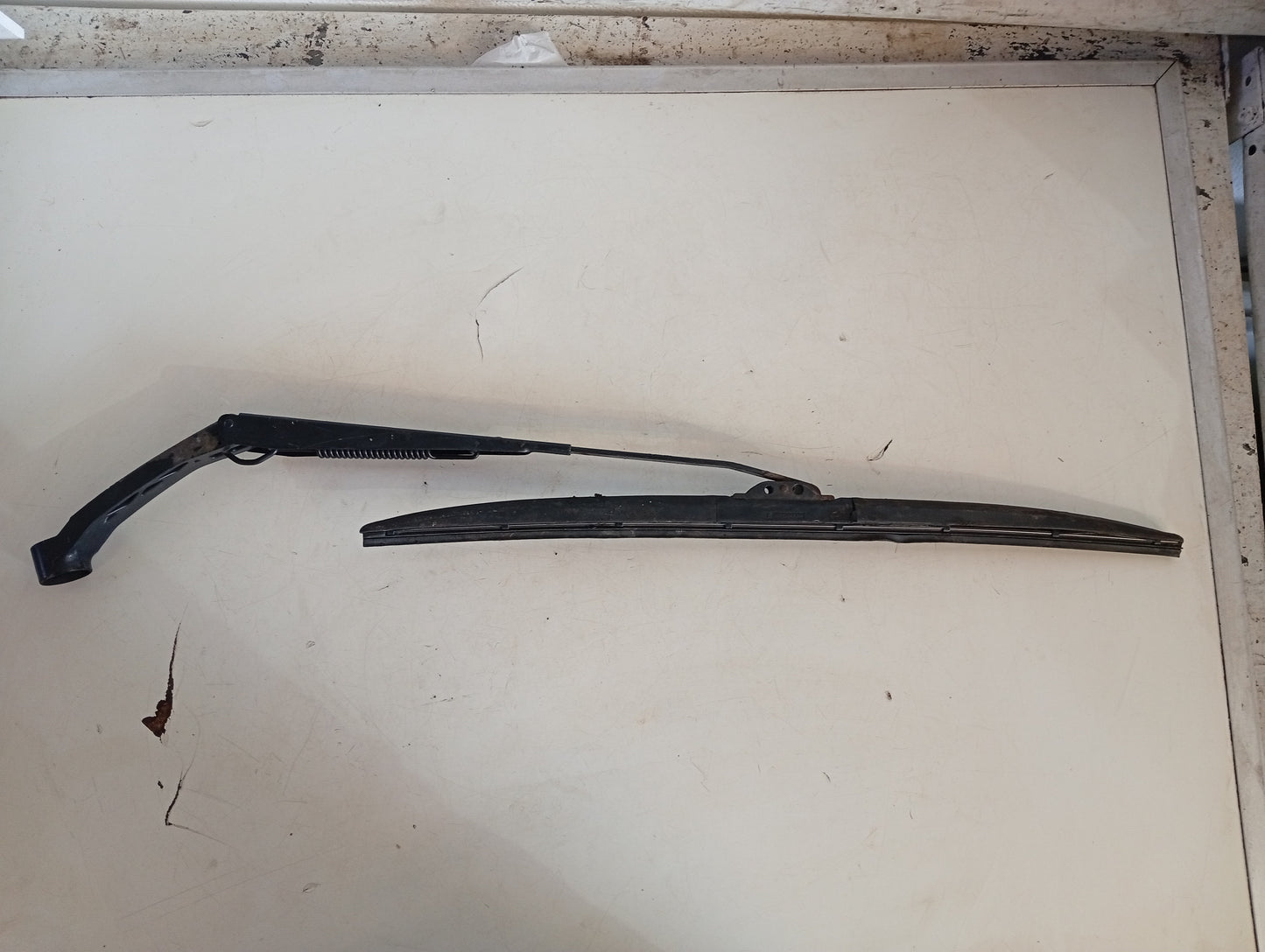 Brazo Limpiaparabrisas Delantero Toyota Tacoma 2005 2011
