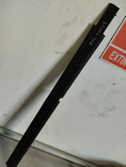 Cepillo Lamevidrio Externo Ford Explorer 2004