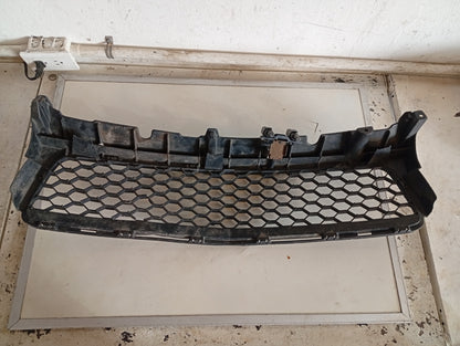 Parrilla Delantera Inferior Mazda3 2007 2009