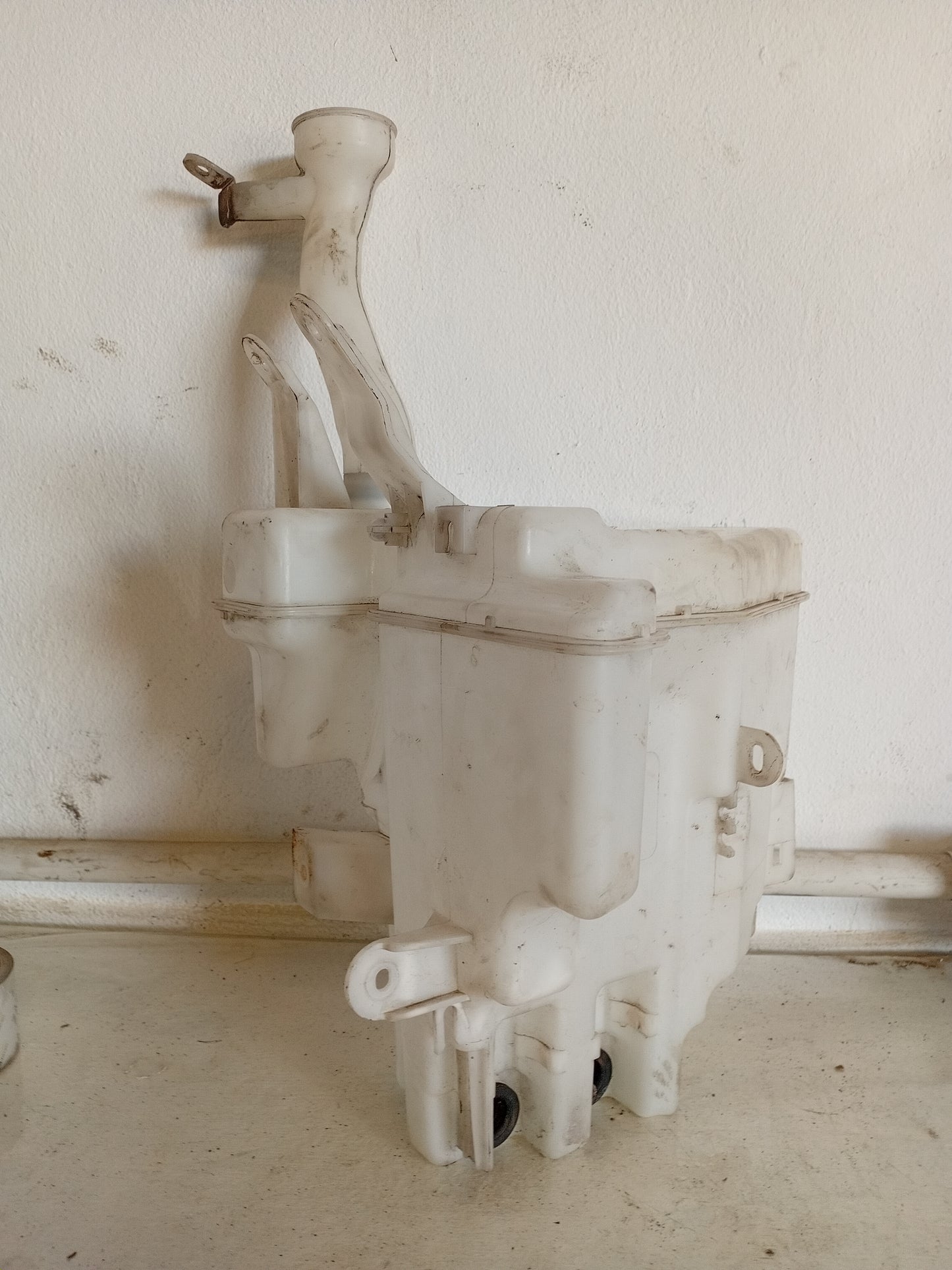 Envase Deposito Agua Limpiaparabrisas Vitara 2008 2010
