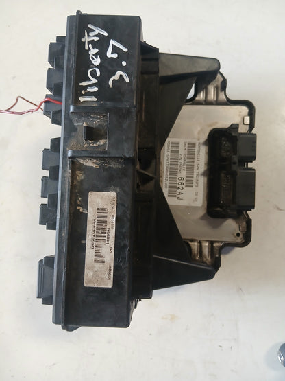 Fusilera Interna con Modulo BCM Jeep Liberty 3.7 2002 2006