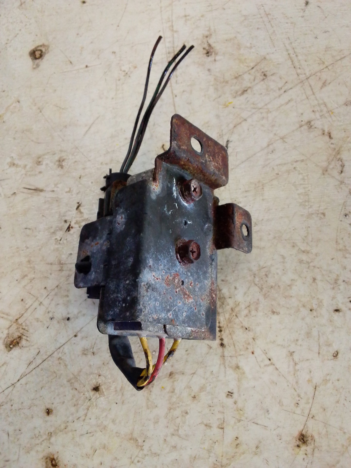 Regulador Voltaje Faros Hyundai Sonata