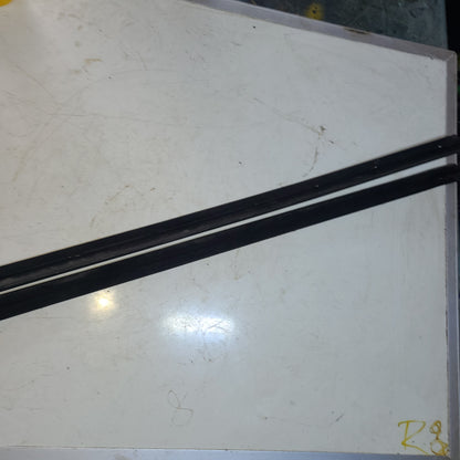 Cepillo Lamevidrio Interno Nissan Xtrail 1999 2007
