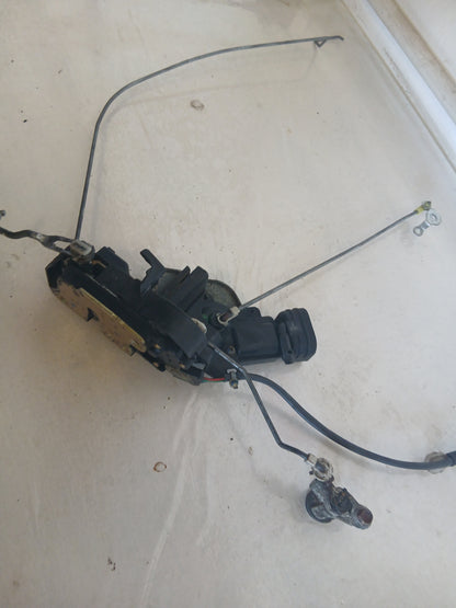 Cerradura Puerta Toyota Sienna 1998 2003