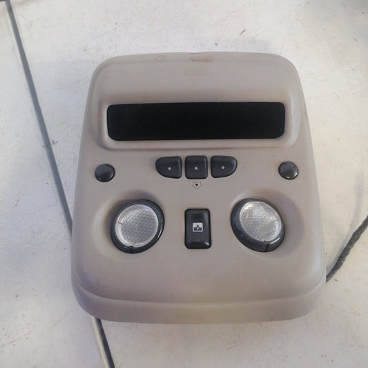 Lampara Luz Techo Quema Coco Delantera Chevrolet Tahoe Silverado Blazer Avalanche