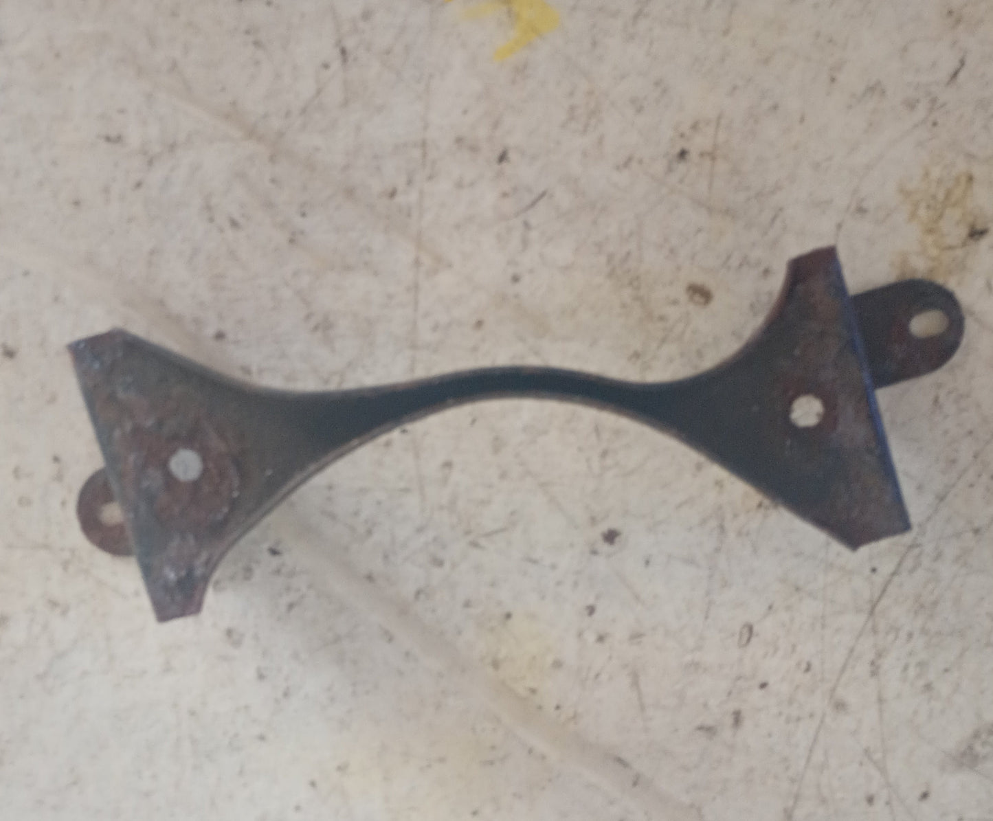 Sujetador Bateria Mazda 3 2008 2010