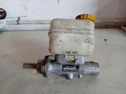 Bomba Freno Ford Escape 2006