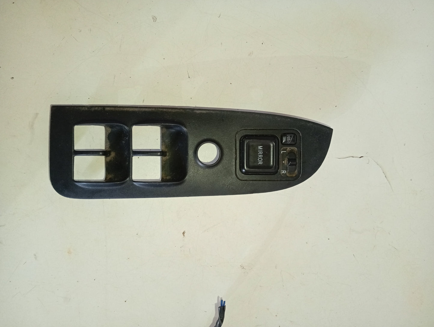 Embellecedor Mando Vidrio Honda CRV 2002 2006