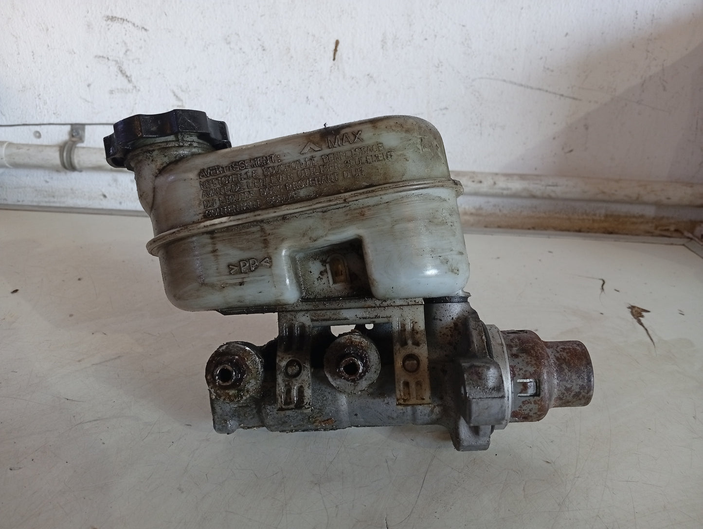 Bomba De Freno Chevrolet Trailblazer 2009 Importada