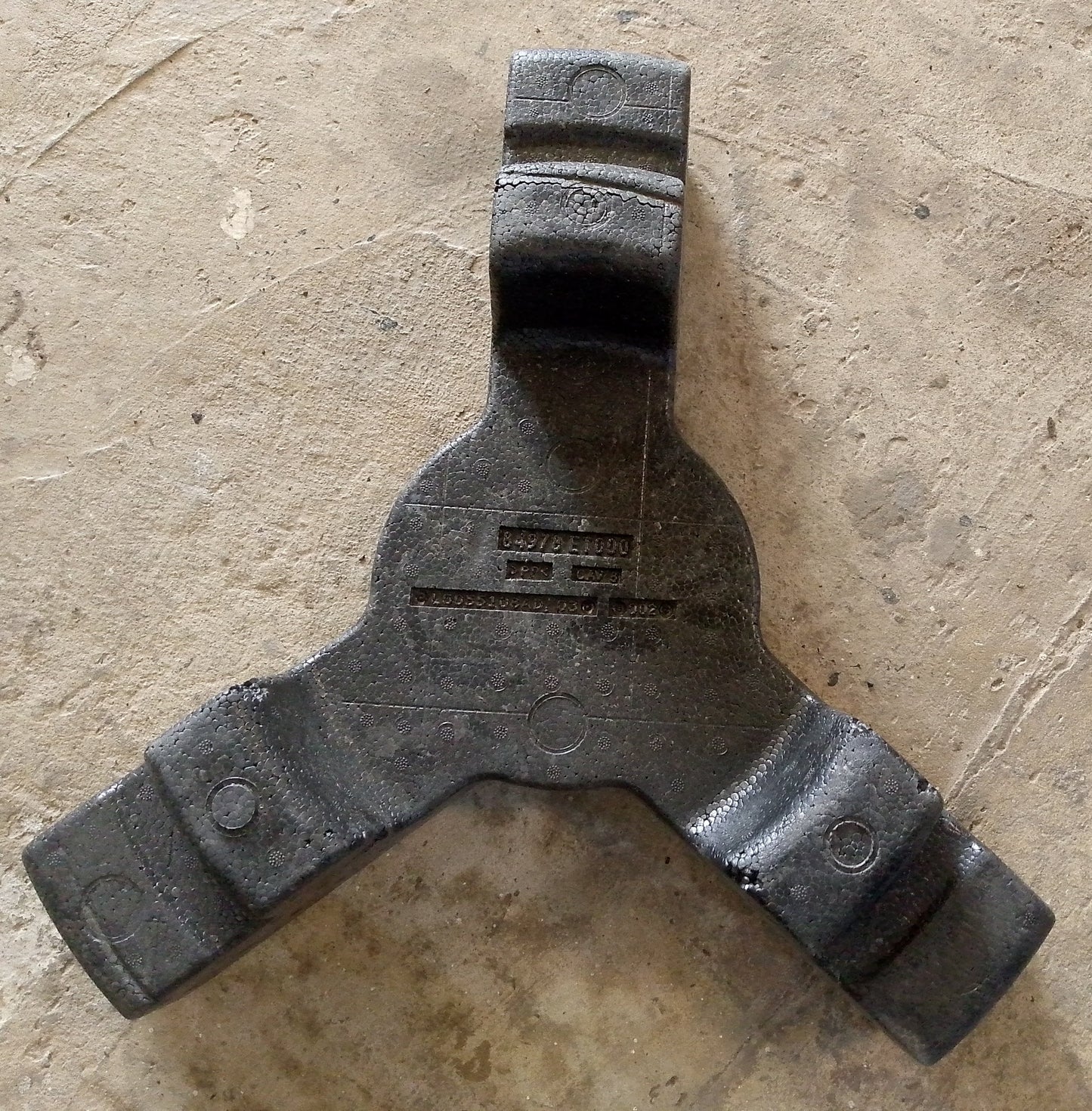 Base Porta Caucho Respuesto Nissan Sentra B16 2007 2012