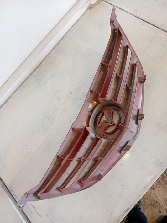 Parrilla Frontal Mazda3 2.0 Sedan 2004 2006
