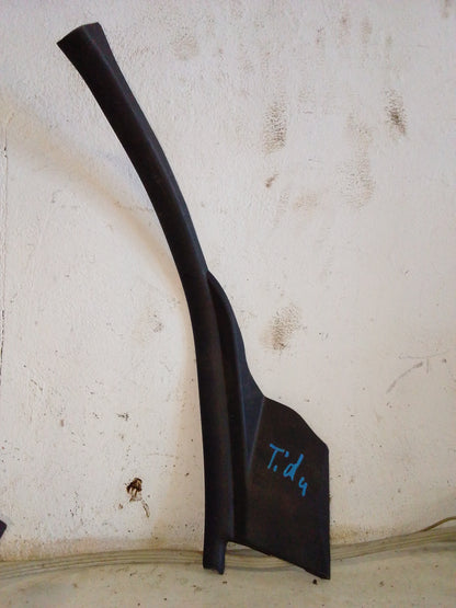 Posa Pie Trasero Nissan Tiida