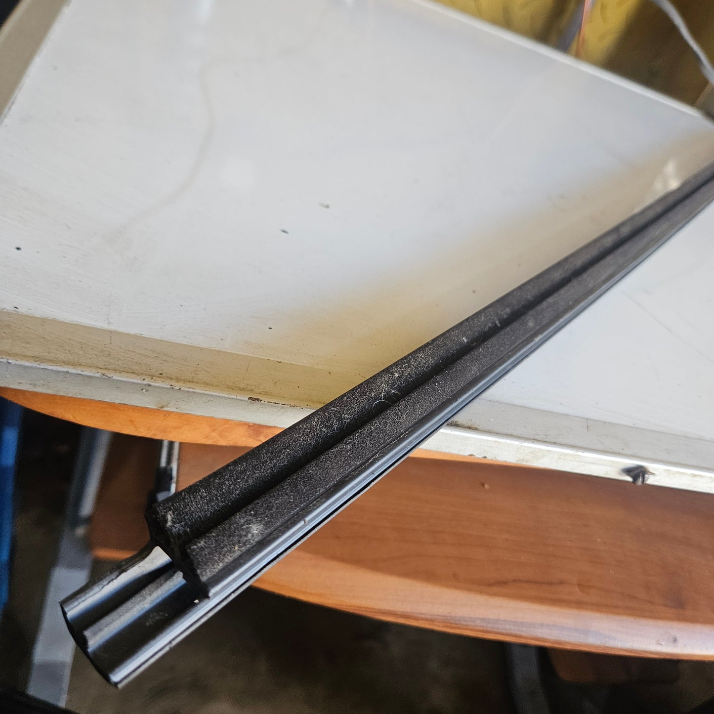 Cepillo Lamevidrio Externo Nissan Xtrail 1999 2007