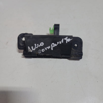 Manilla Compuerta Trasera Chevrolet Aveo