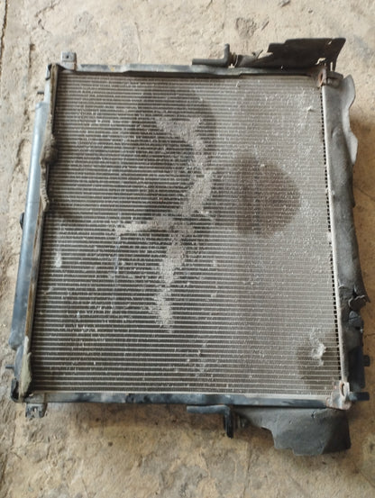 Radiador Nissan Frontier Pathfinder 4.0 2005 2008