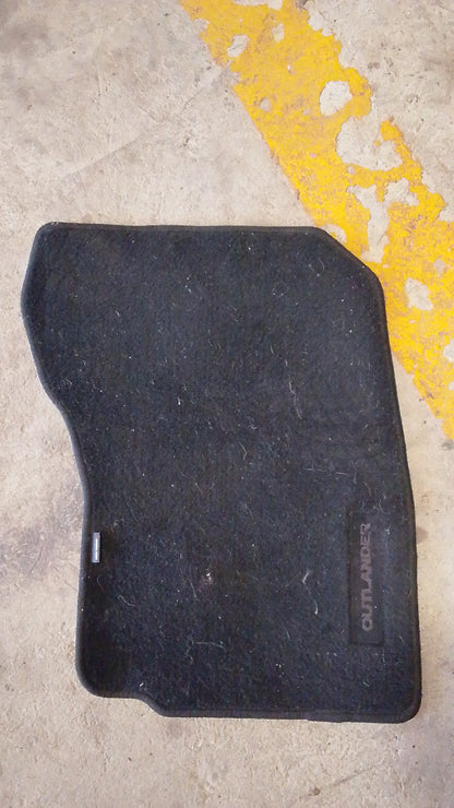 Alfombra Mitsubishi Outlander