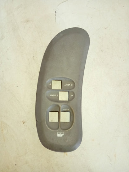 Embellecedor Mando Eleva Vidrio Dodge Caravan 2001