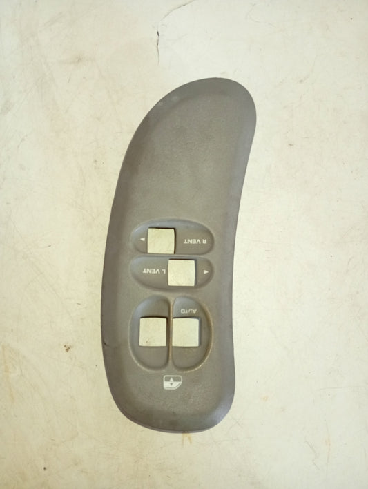 Embellecedor Mando Eleva Vidrio Dodge Caravan 2001