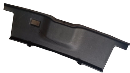 Embellecedor Inferior Maleta Nissan 350Z 2004 2007