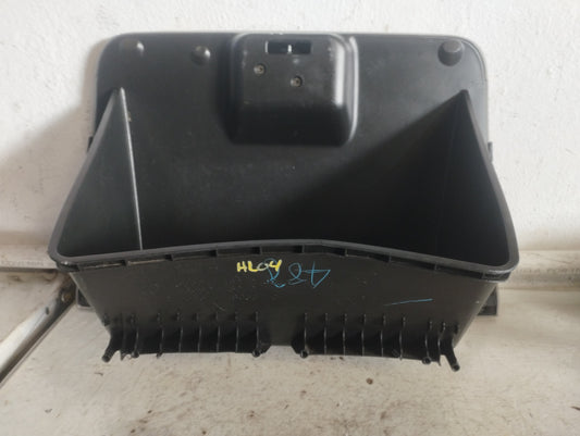 Guantera Toyota  Hilux 2004