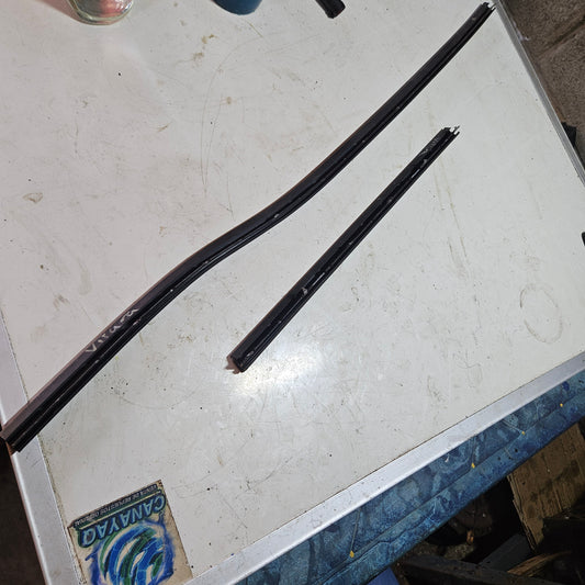 Cepillo Lamevidrio Interno Tracker Vitara